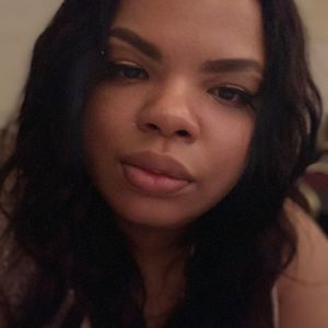 Meet your Posher, Lakendra